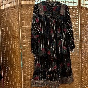 Women’s Indian Shift Dress (Rare)